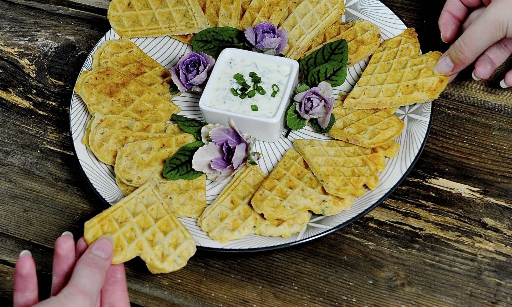 Schinkenwaffeln mit Dip - Bauernladen